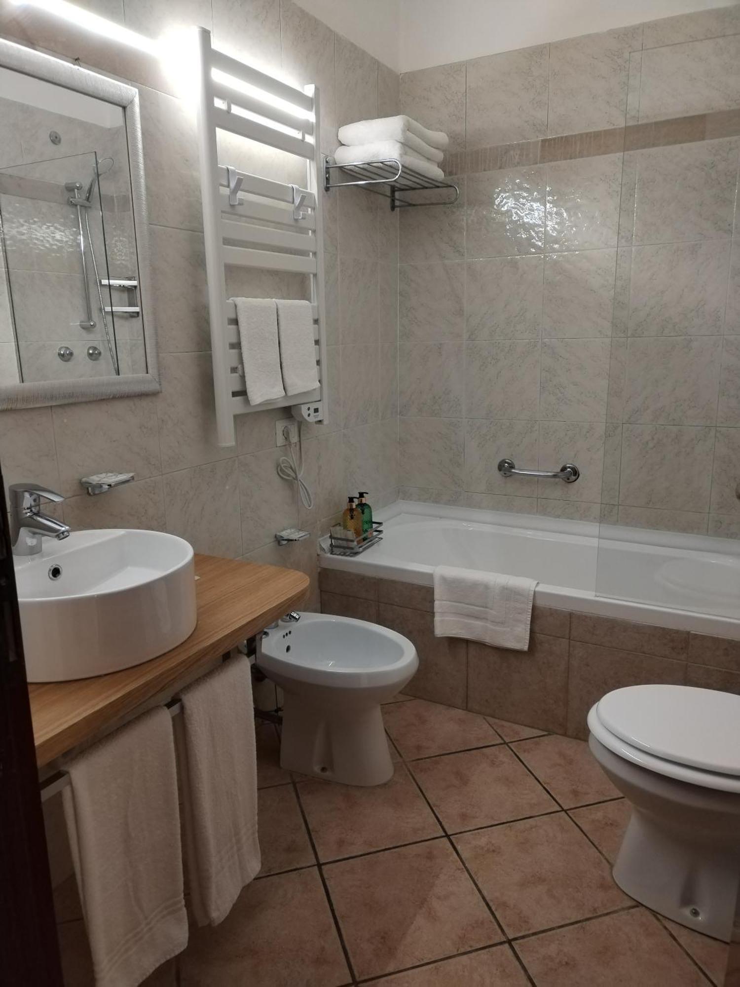 B&B L'Esquilina Ρώμη Εξωτερικό φωτογραφία